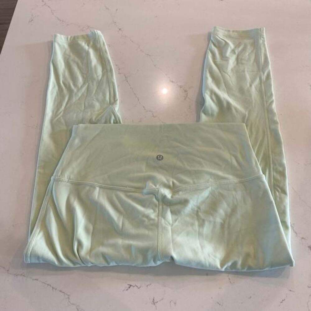Lululemon‎ Align High-Rise Crop Leggings Size 10 in Creamy Mint - Picture 6 of 13